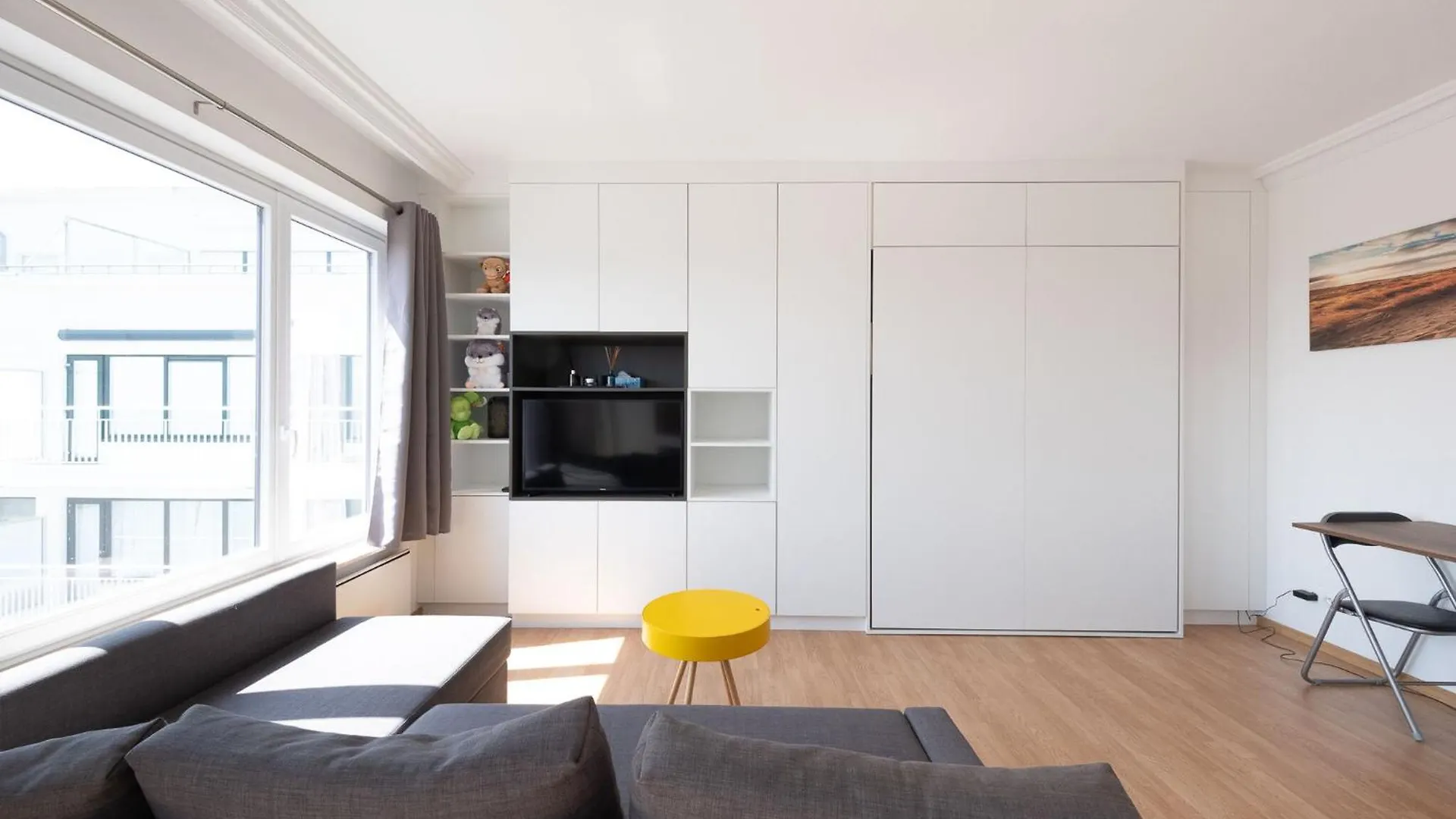 Cosy Studio With Sleeping Area Middelkerke Belgium